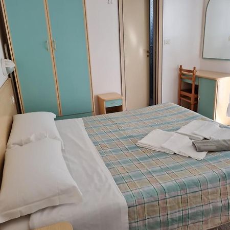 Hotel Marconi Miramare Rimini Dış mekan fotoğraf