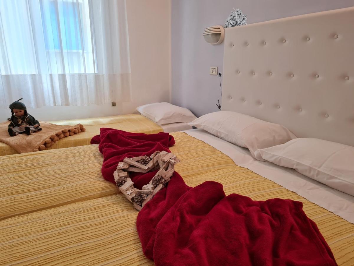 Hotel Marconi Miramare Rimini Dış mekan fotoğraf