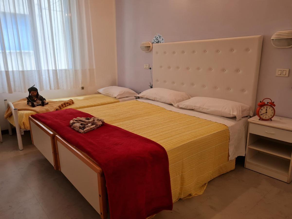 Hotel Marconi Miramare Rimini Dış mekan fotoğraf